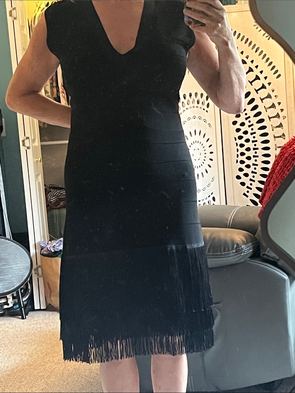VENUS Black V-Neck Sleeveless Fringe-Hem Midi Dress